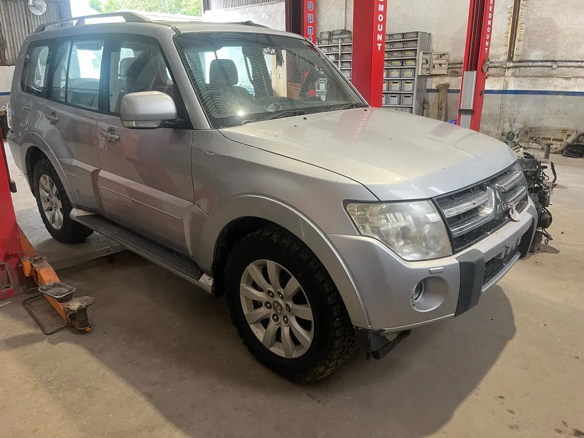 2X Pajero For Breaking - Image 1