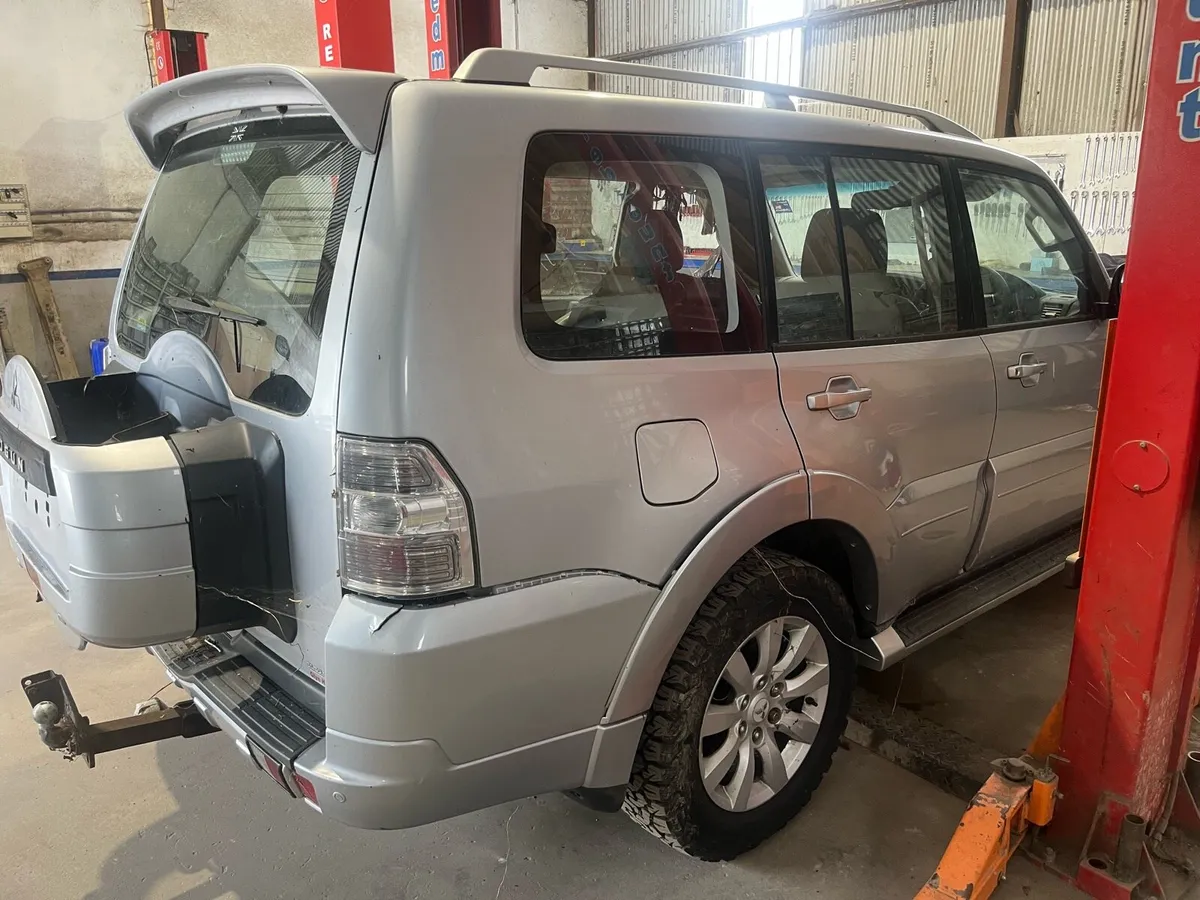 2X Pajero For Breaking - Image 2