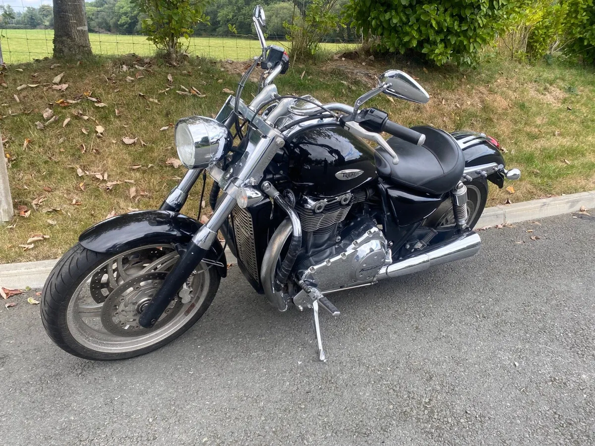 2010 triumph thunderbird 1600cc - Image 4