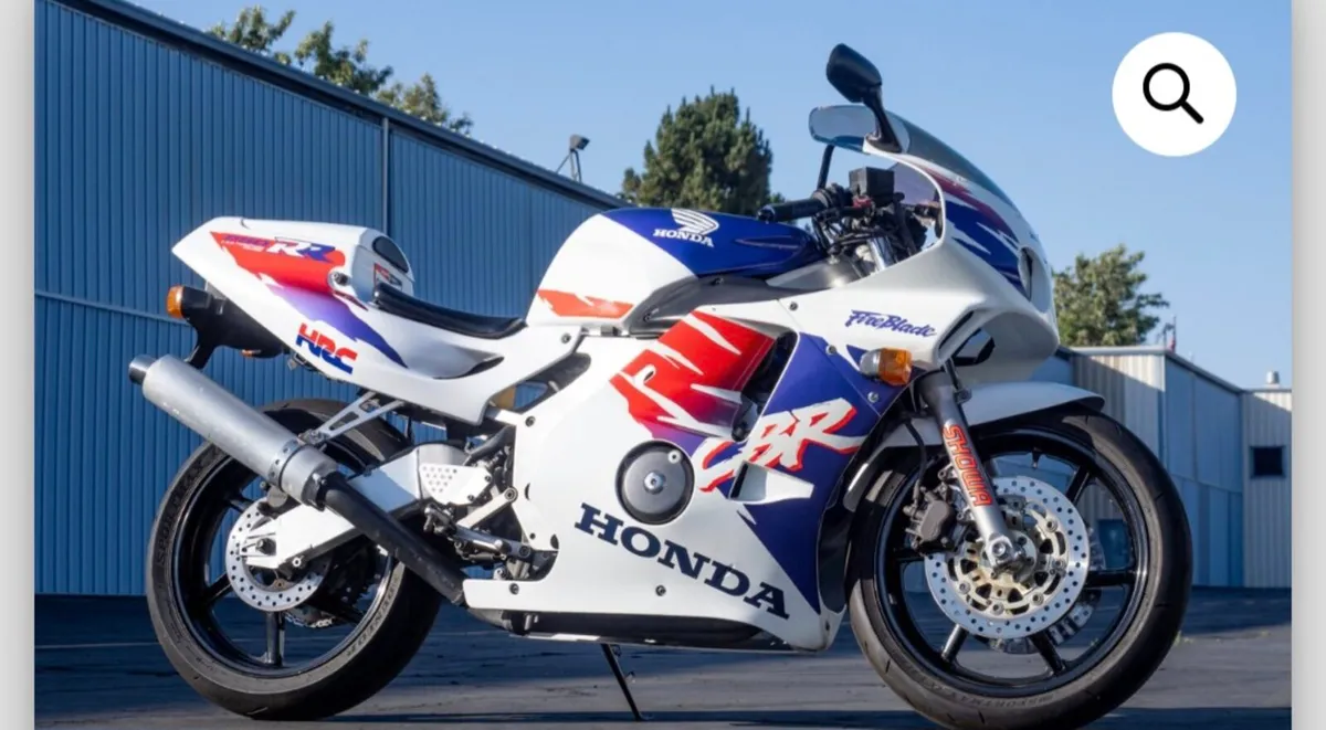 Honda cbr 400rr wanted - Image 1