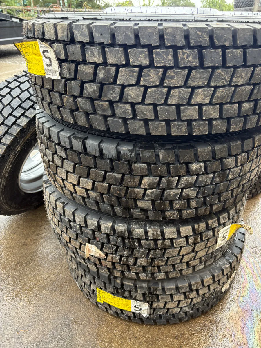 265/70/9.5 wheels - Image 3