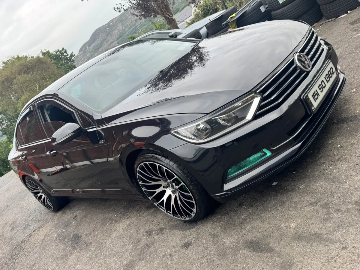 Tinted wind deflectors 2 & 4 piece sets - Image 3