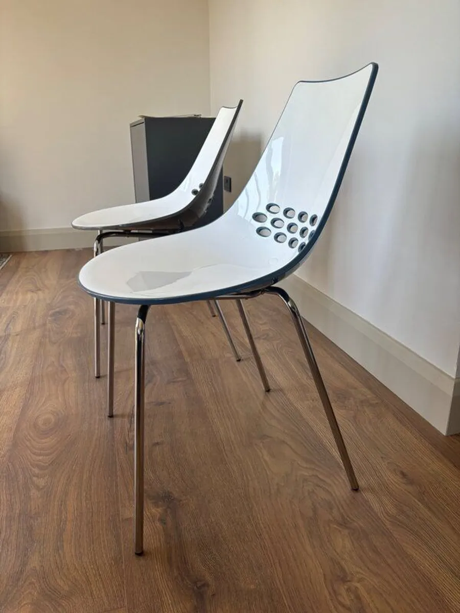 4 kitchen dining chairs - Image 2