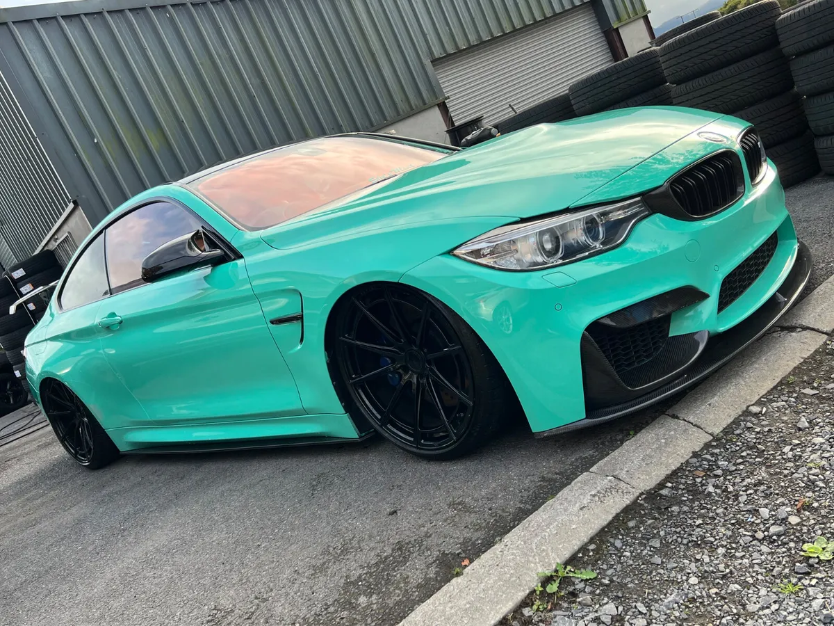 Window tint fitting service