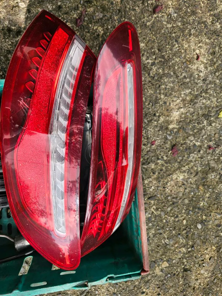 2019 e class  coupe - Image 4