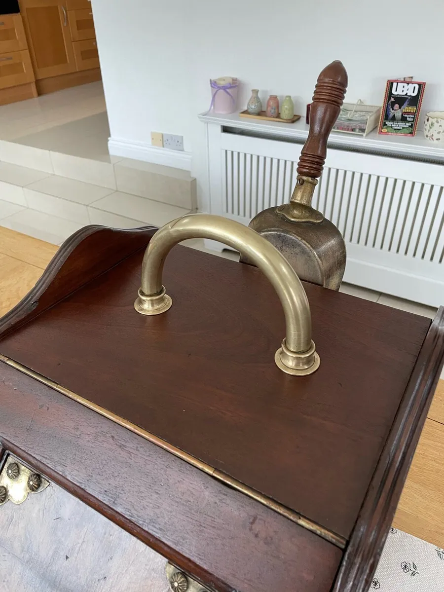 Antique Mahogany Coal box with Shovel - Image 3