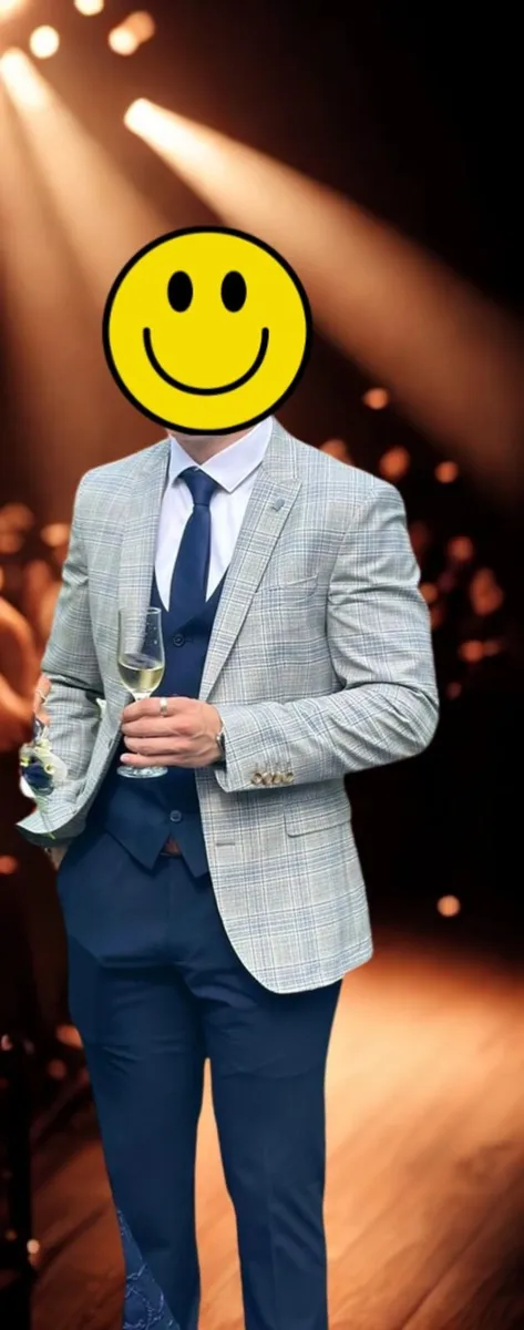 Remus Uomo Two-Piece Suit Jacket 36/Trousers 32R - Image 1