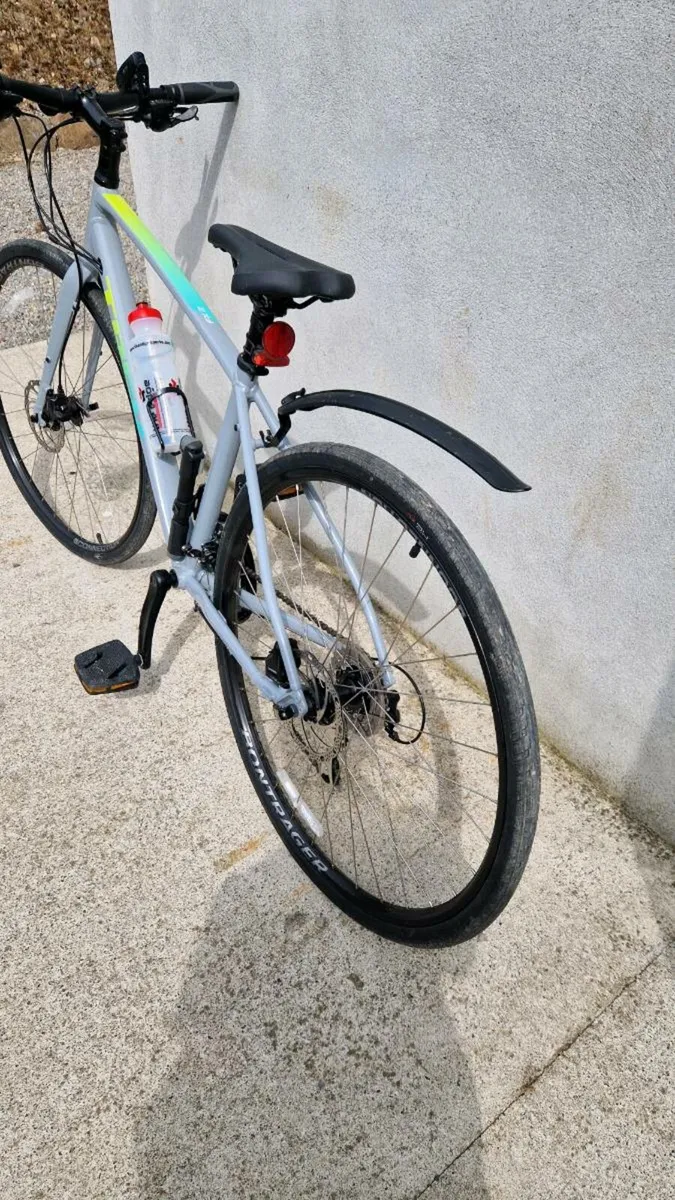 Trek FX 2 Disc Bike - Image 4