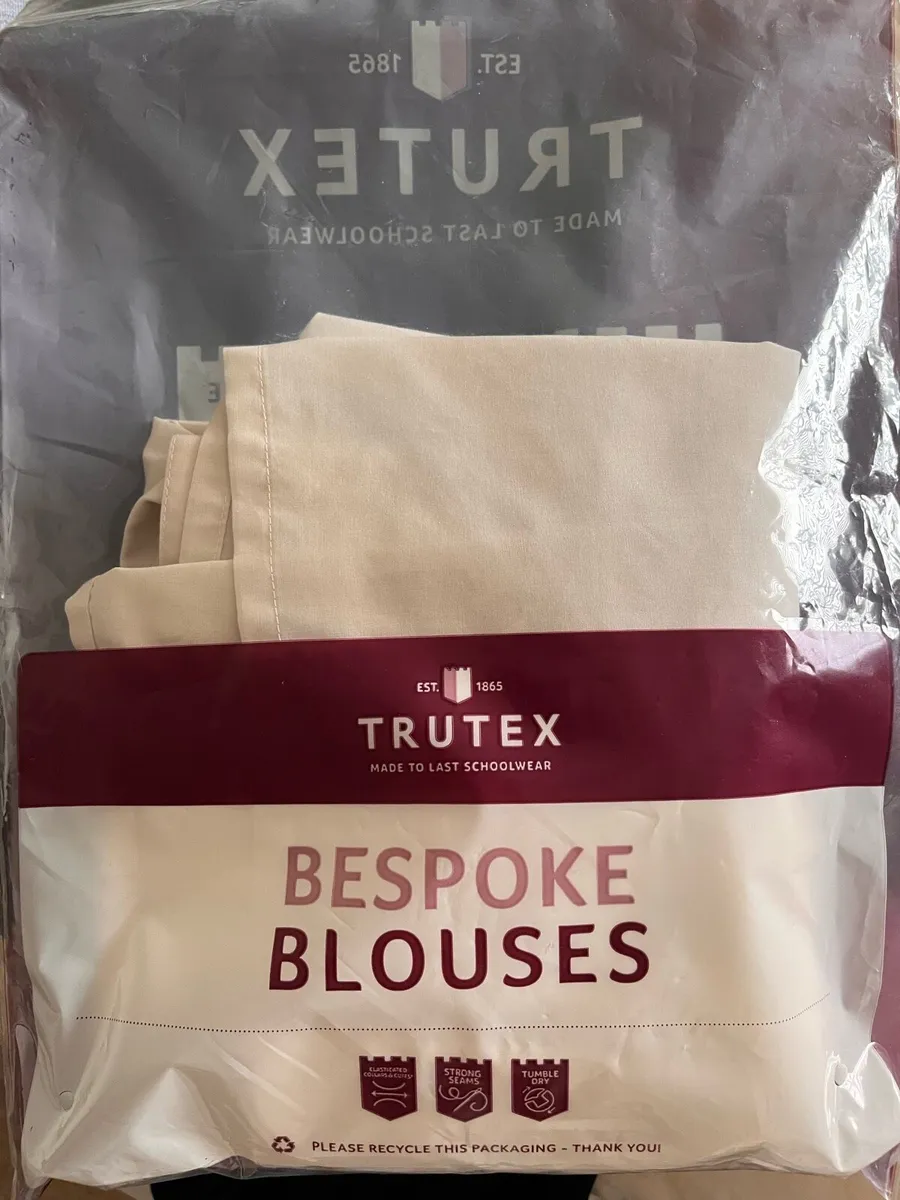 Holy Faith Clontarf complete School Uniform - Image 4