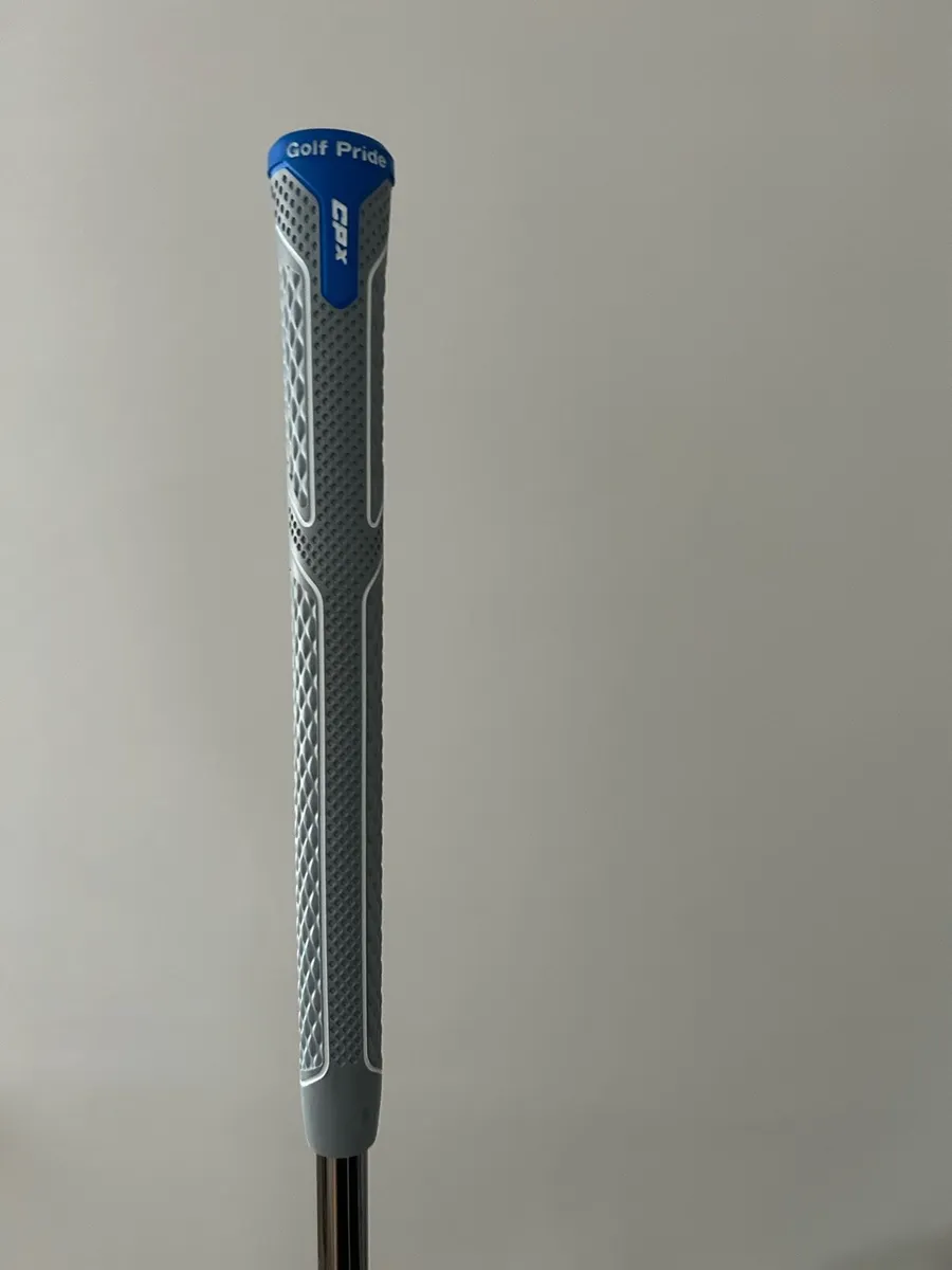 Srixon ZX Utility 2 Iron - Image 3