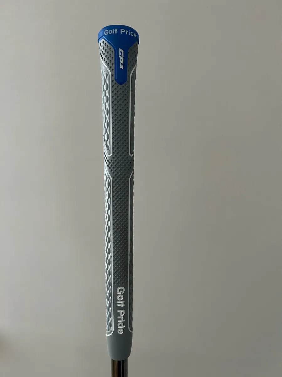 Srixon ZX Utility 2 Iron - Image 4