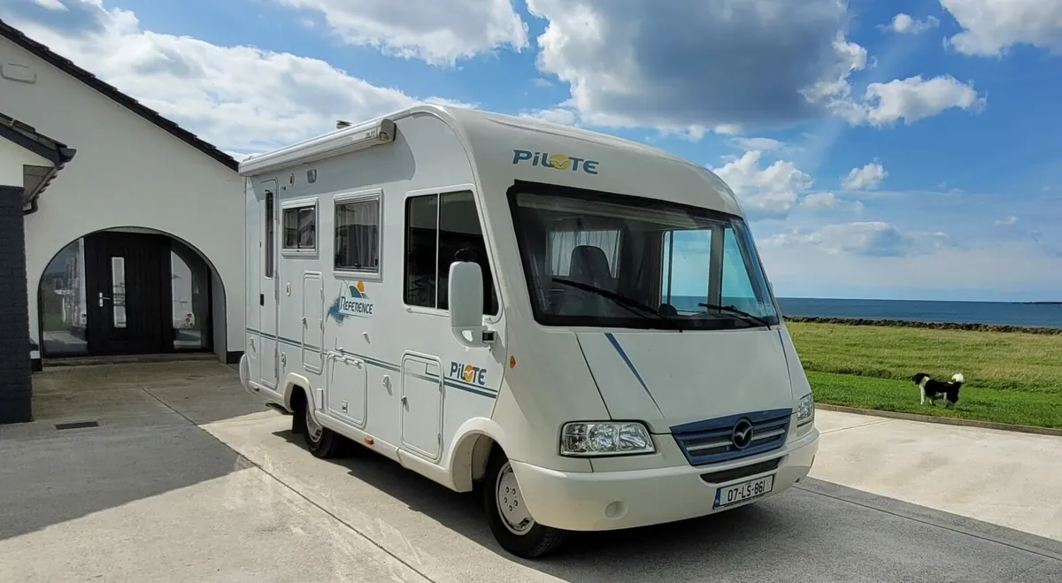 Camper  motorhome - Image 2