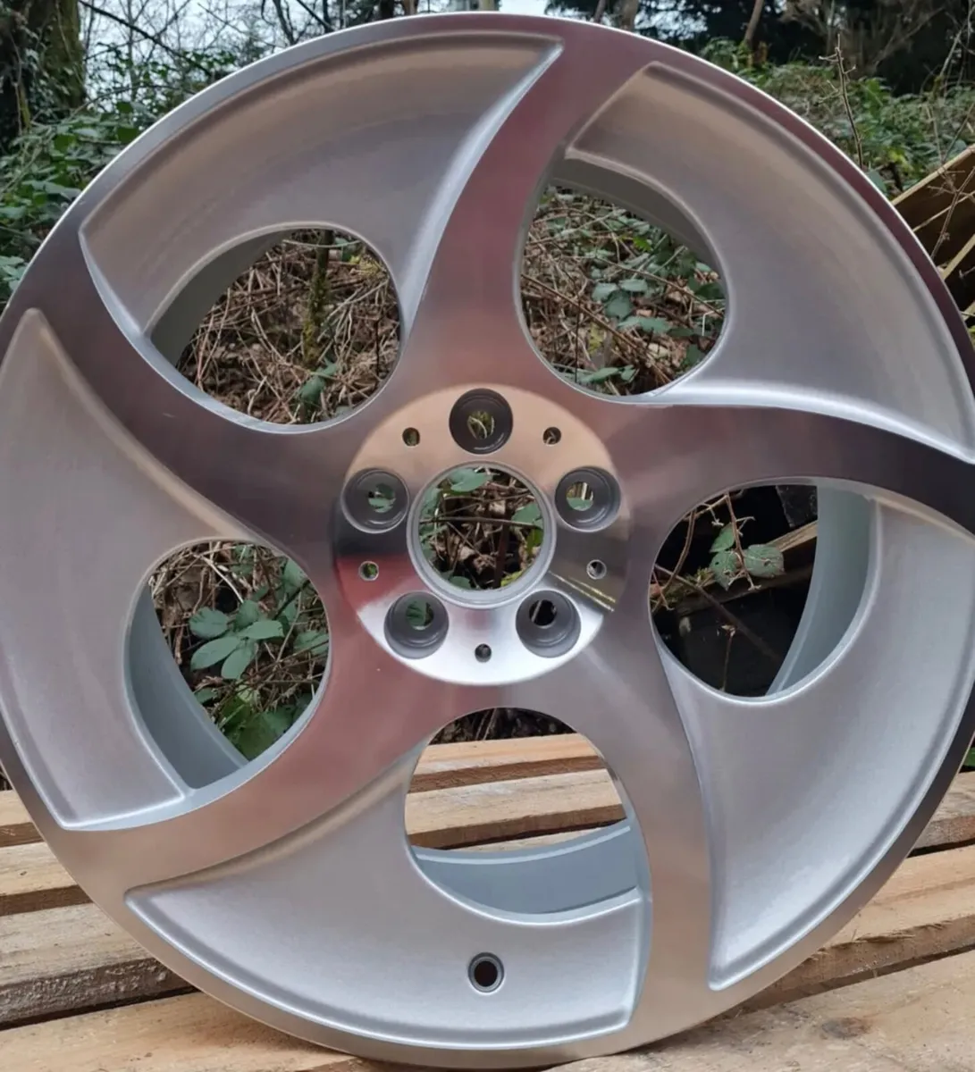 18” Alphards & tyres new 5x112