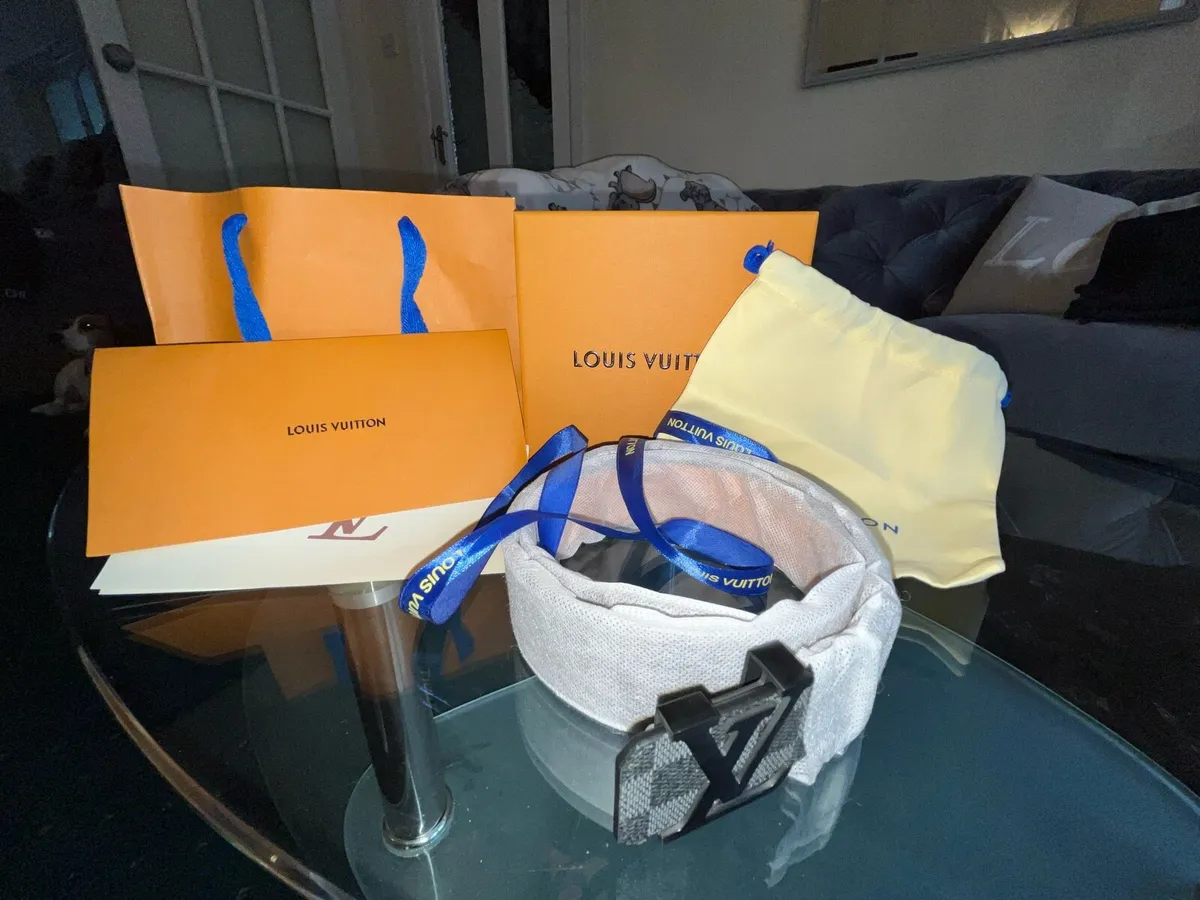 Louis Vuitton Men’s Belt Black and Grey - Image 2