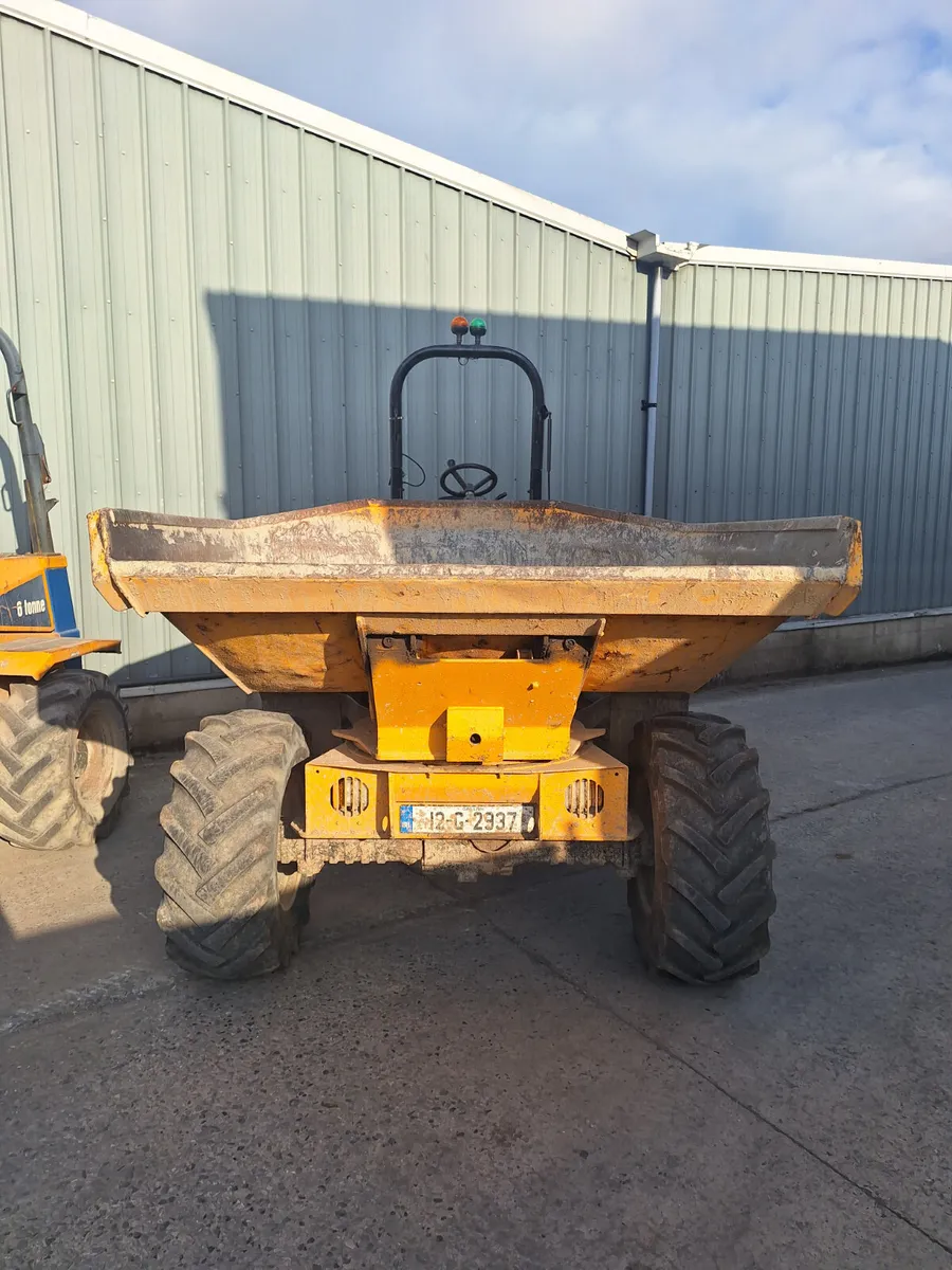 Choice 2 x 2012 Thwaites 6 ton swivel - Image 3