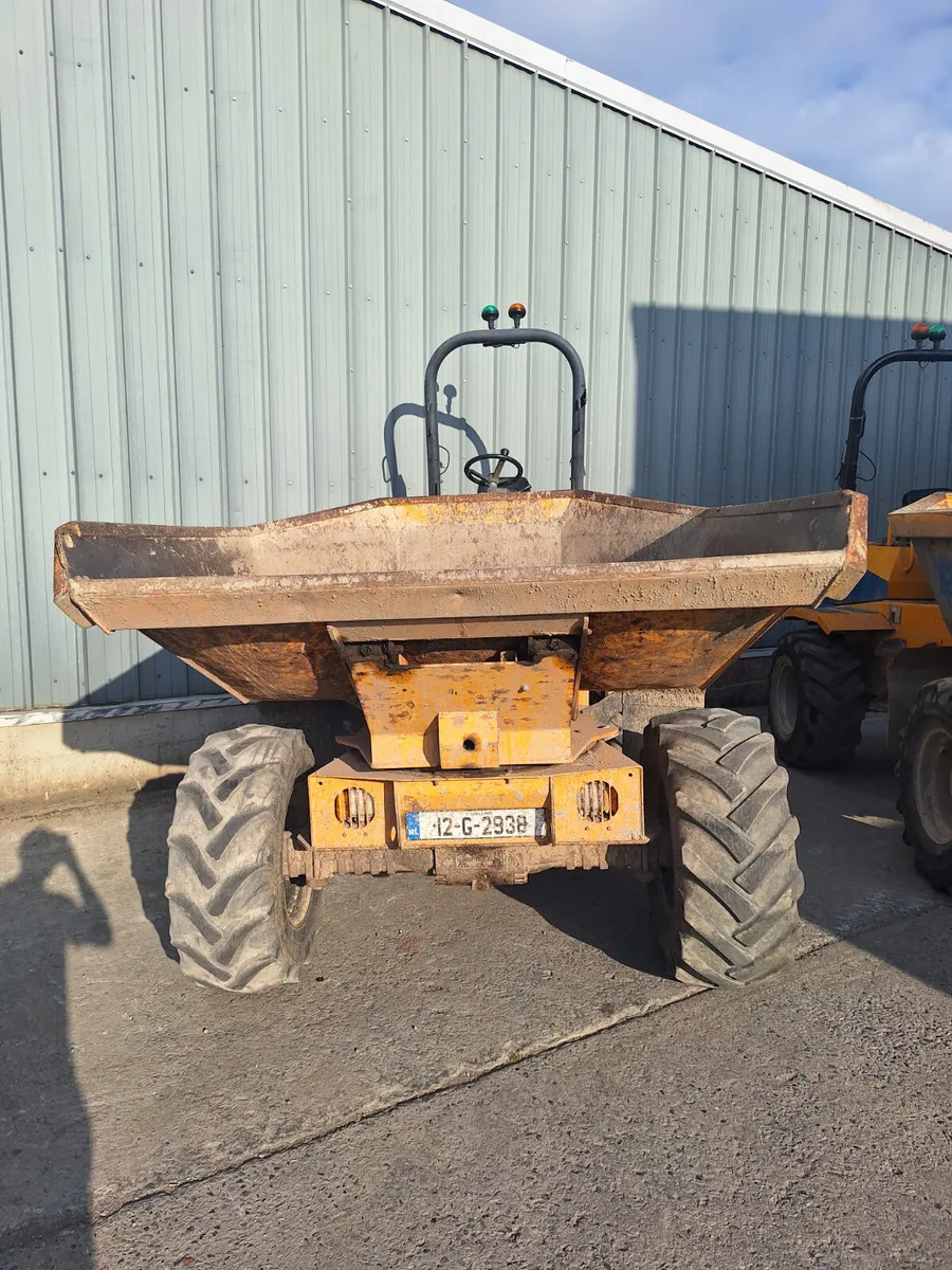 Choice 2 x 2012 Thwaites 6 ton swivel - Image 2