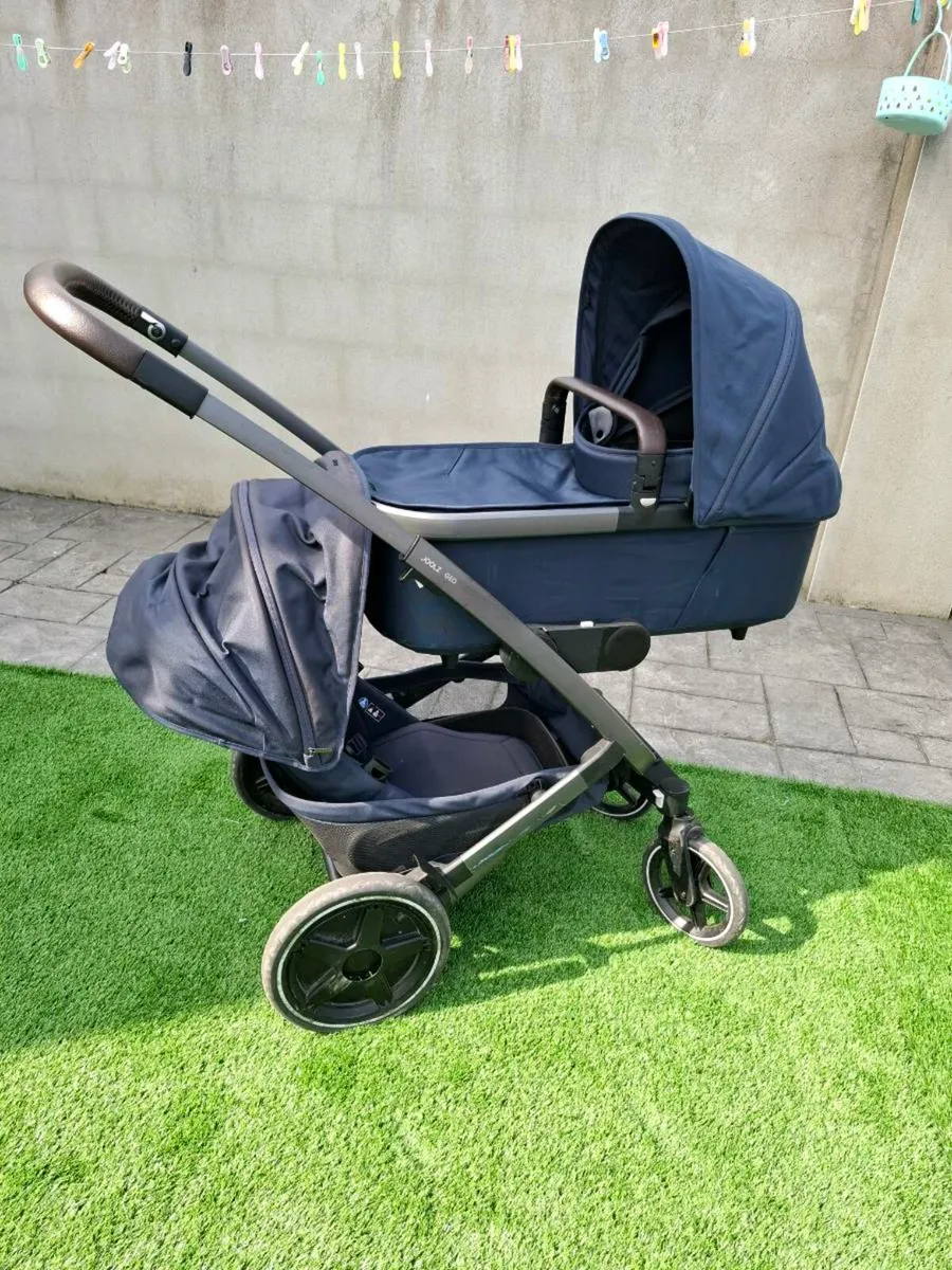 Joolz Geo 3 Navy Double Buggy Travel System - Image 2