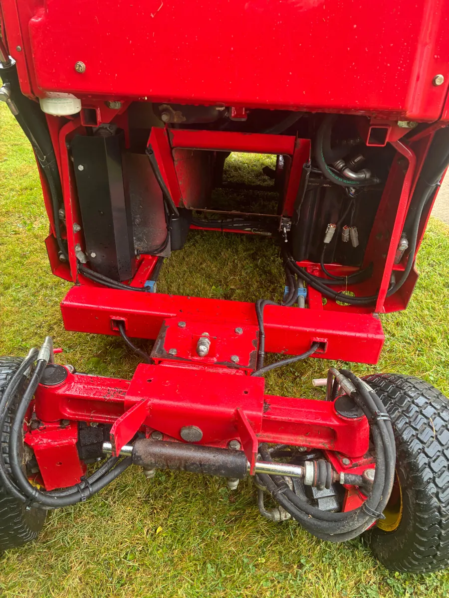 Gianni Ferrari diesel lawnmower - Image 3