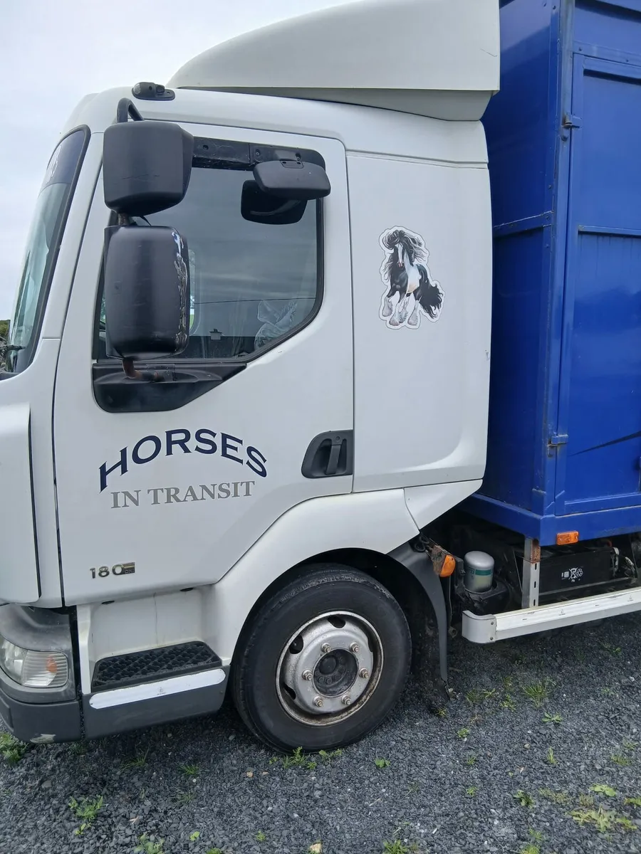 Renault  7.5ton horse truck...stalled for 5..... - Image 4