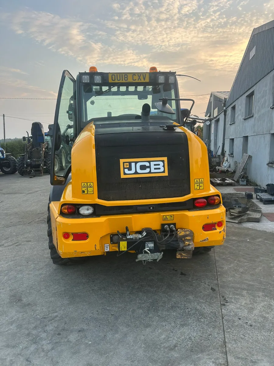 JCB 320S - Image 3