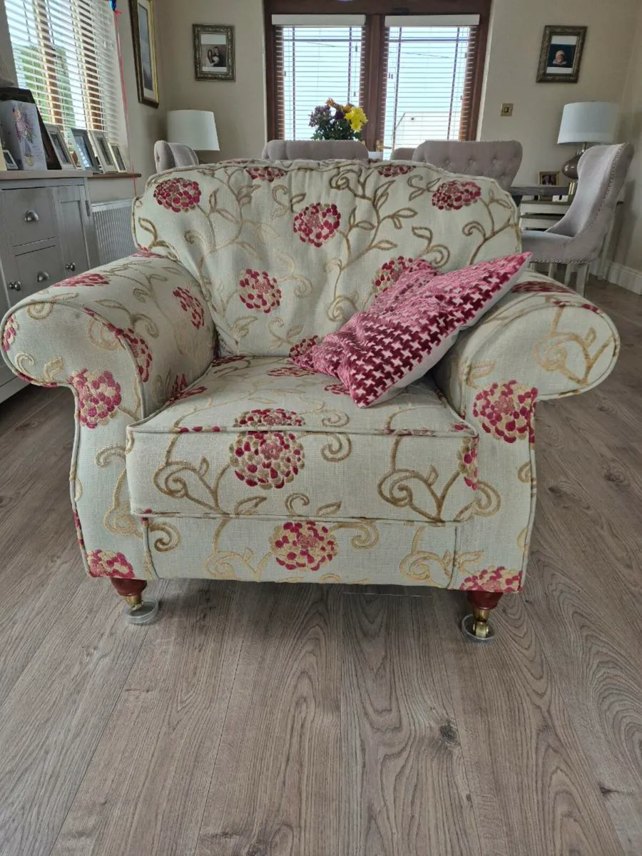 3 Piece suite - Image 4