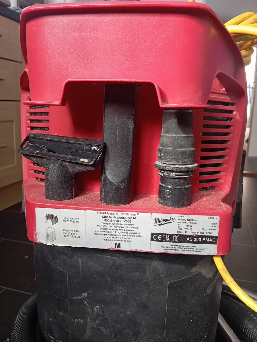Milwaukee AS 300 EMAC Wet and dry vacuum cleaner M - Image 3