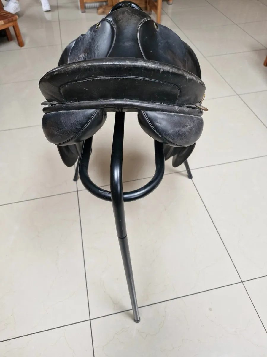 Saddle - Image 2