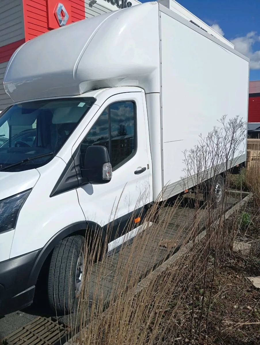 Man with van - Image 4