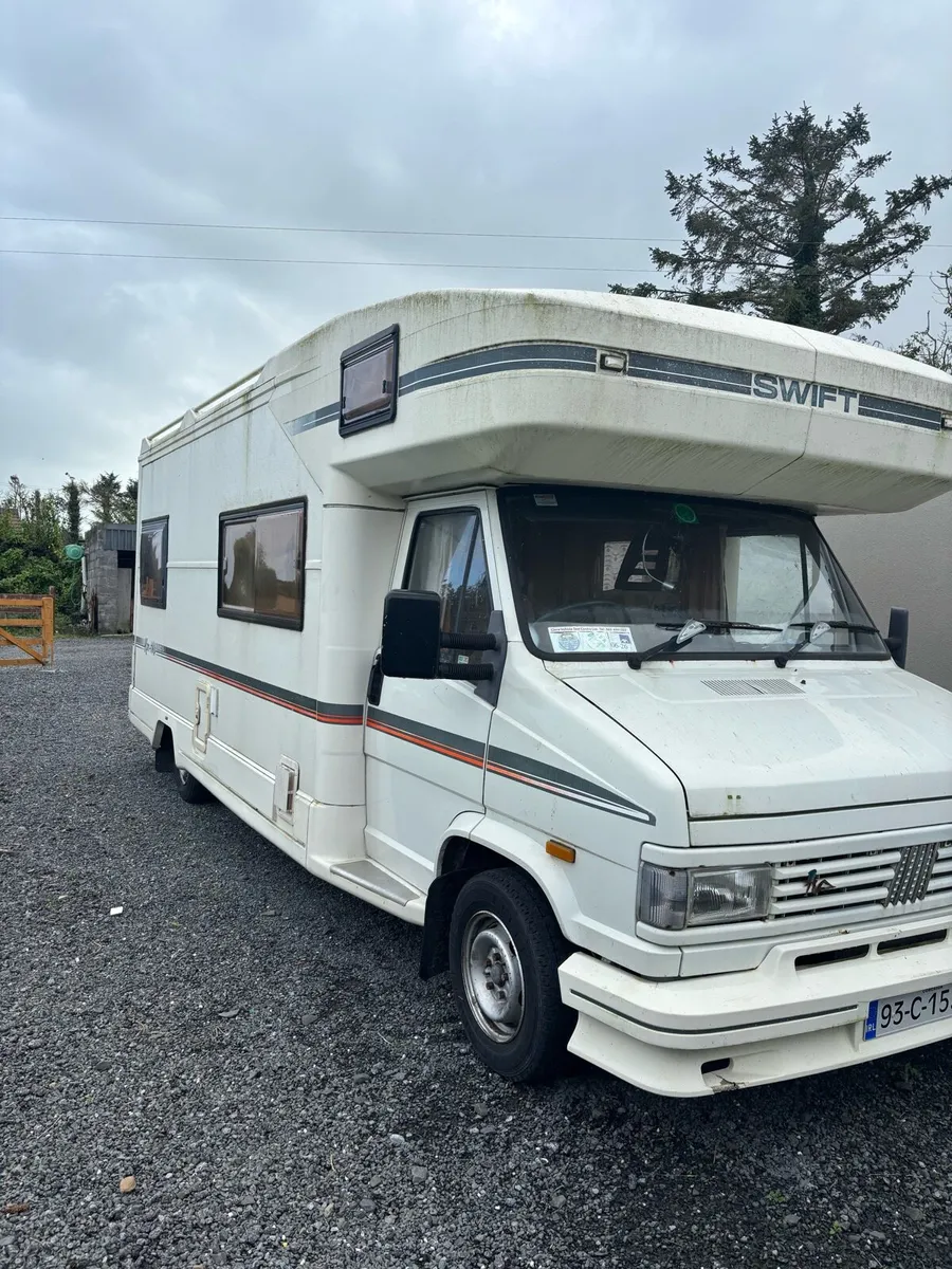 93 Camper 6 berth - Image 2