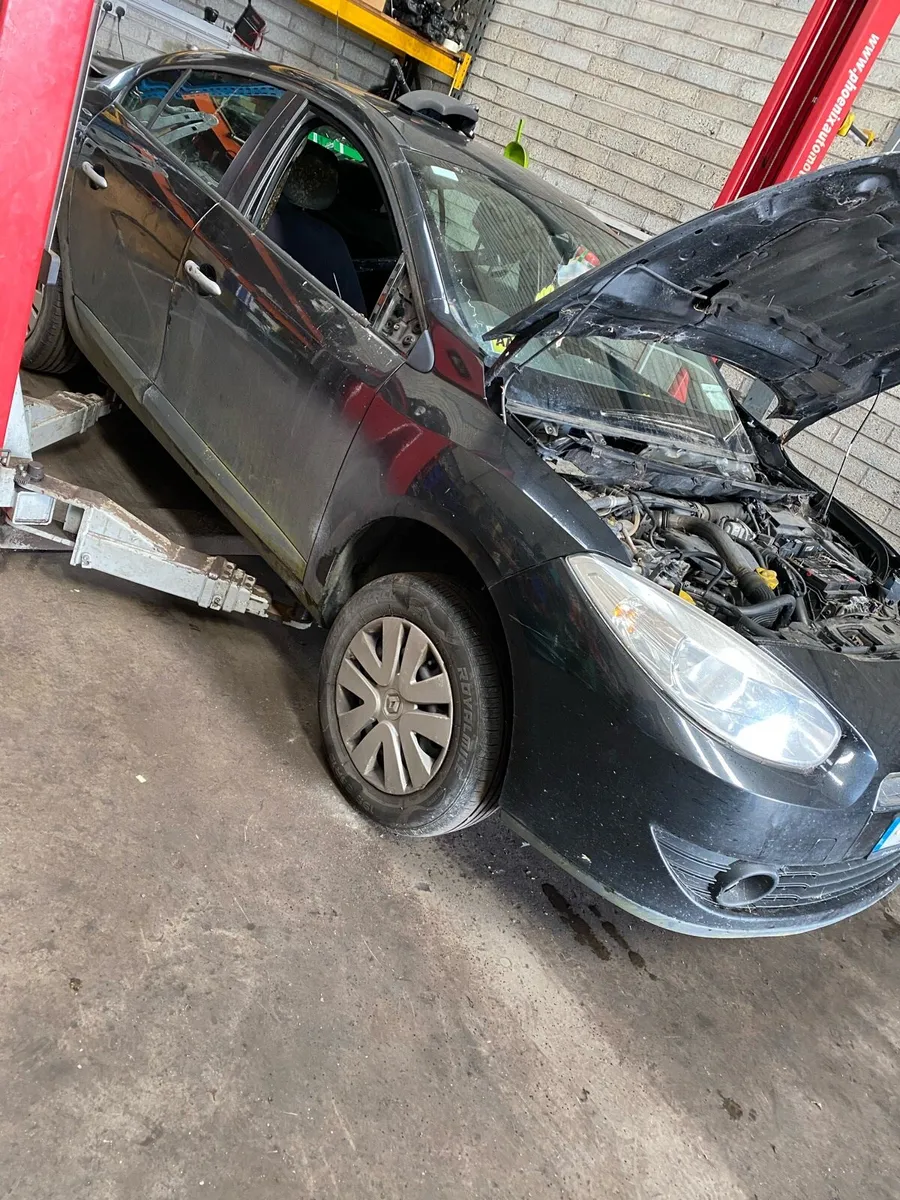 Renault Fluence 2011 for breaking - Image 1