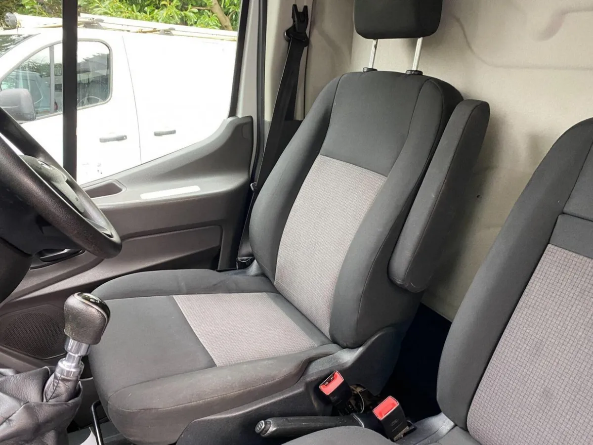 Ford Transit 2021 cherry picker - Image 4