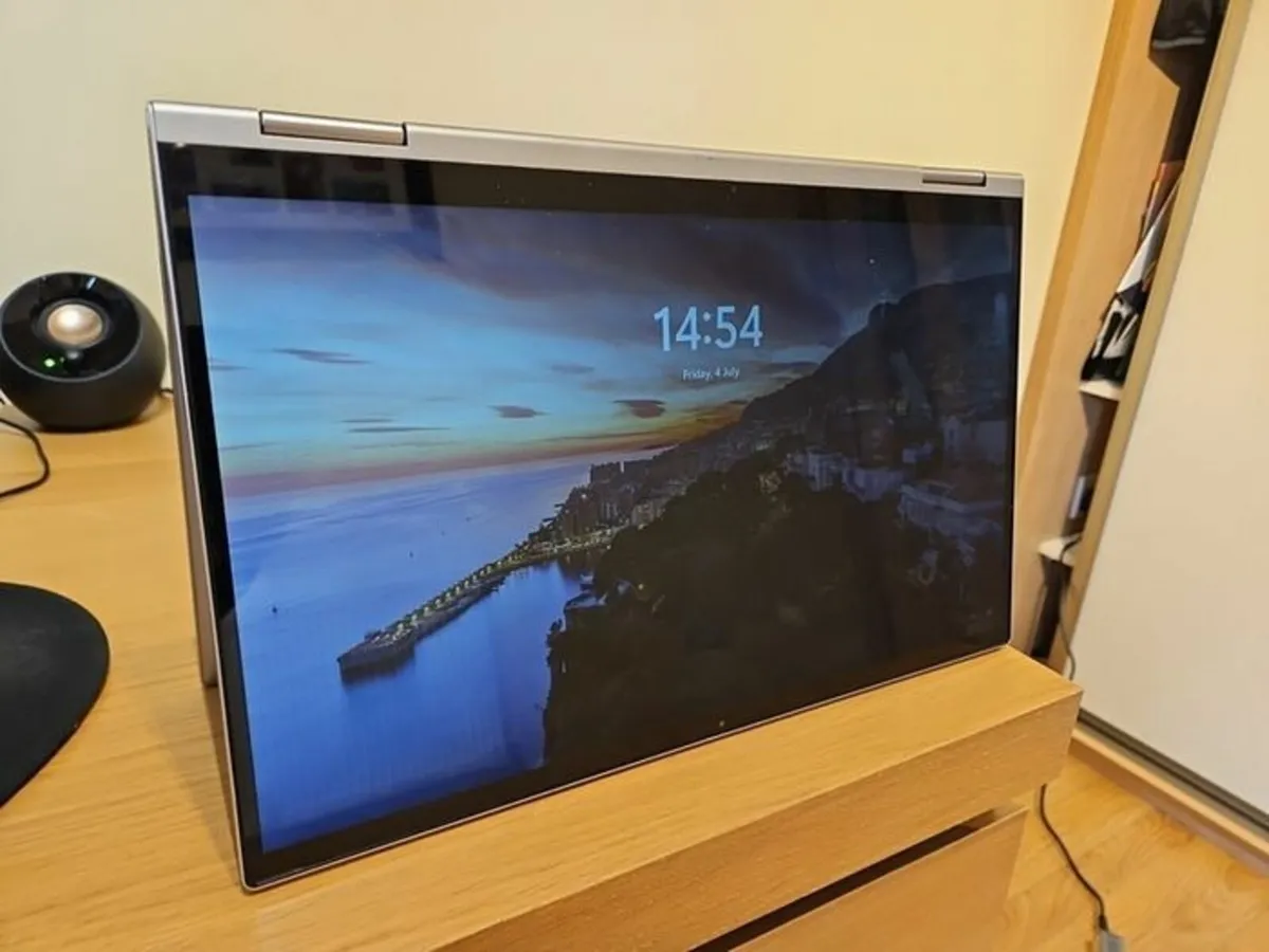 15" Lenovo Yoga C740 2-in-1 Laptop - Image 3