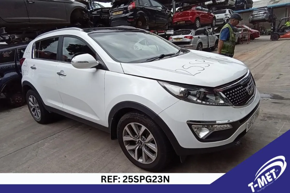 2014 KIA SPORTAGE BREAKING FOR PARTS - Image 1