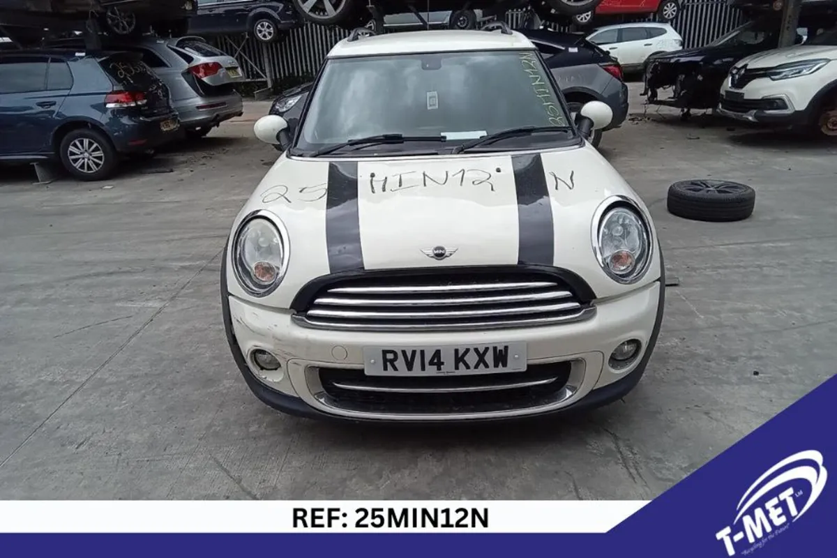 2014 MINI COOPER BREAKING FOR PARTS - Image 2