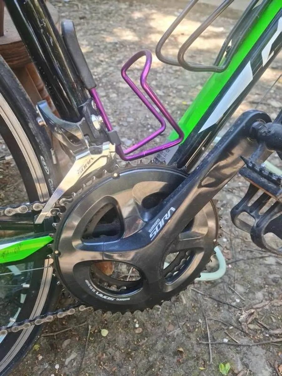 Giant Contend - Image 2