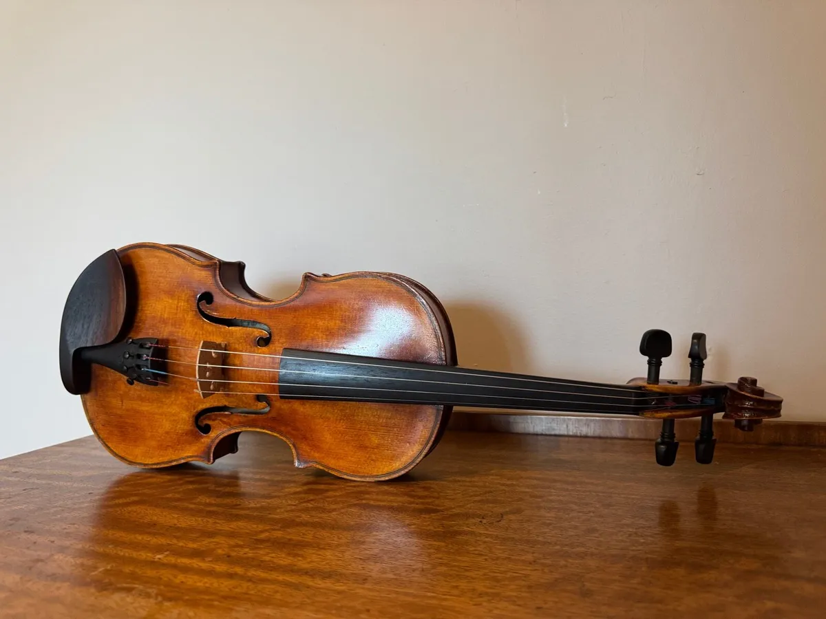 Superb handmade fiddle (violin) - Image 1