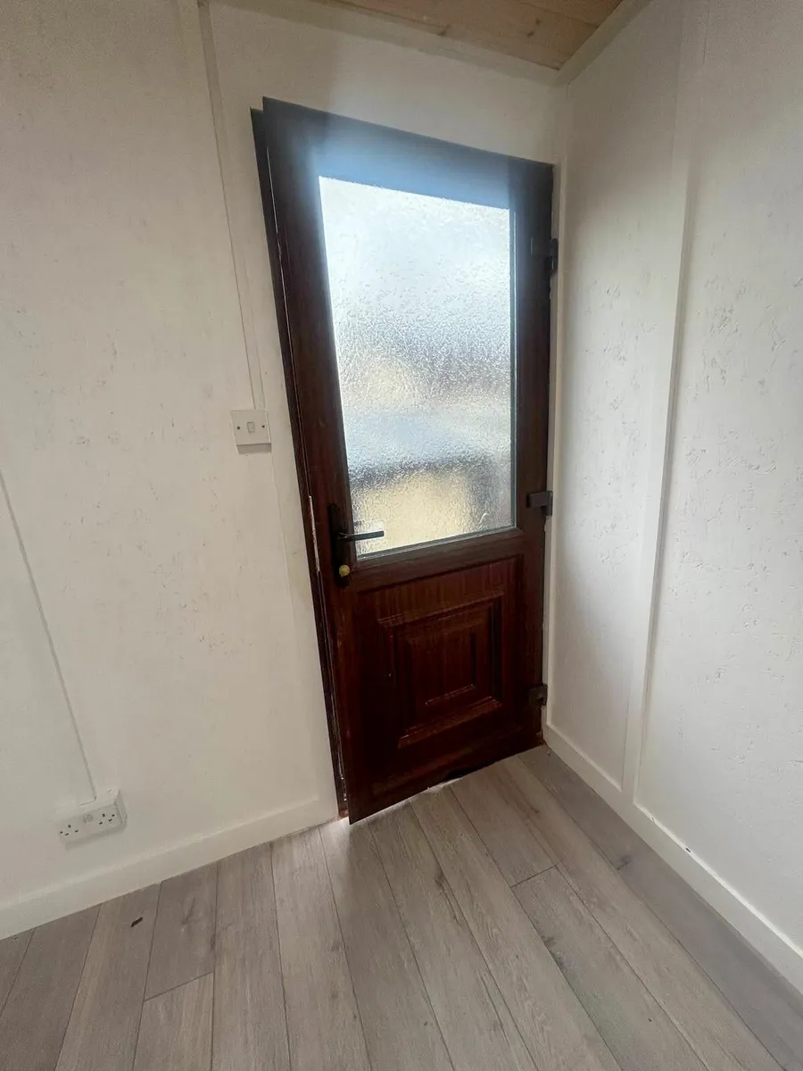 Portable Cabin - 18ft X 10ft - Image 2