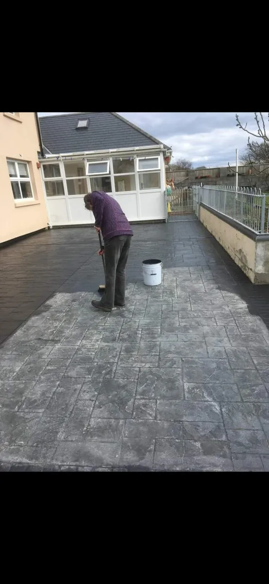 Roof,,floor, &oxide paints - Image 4