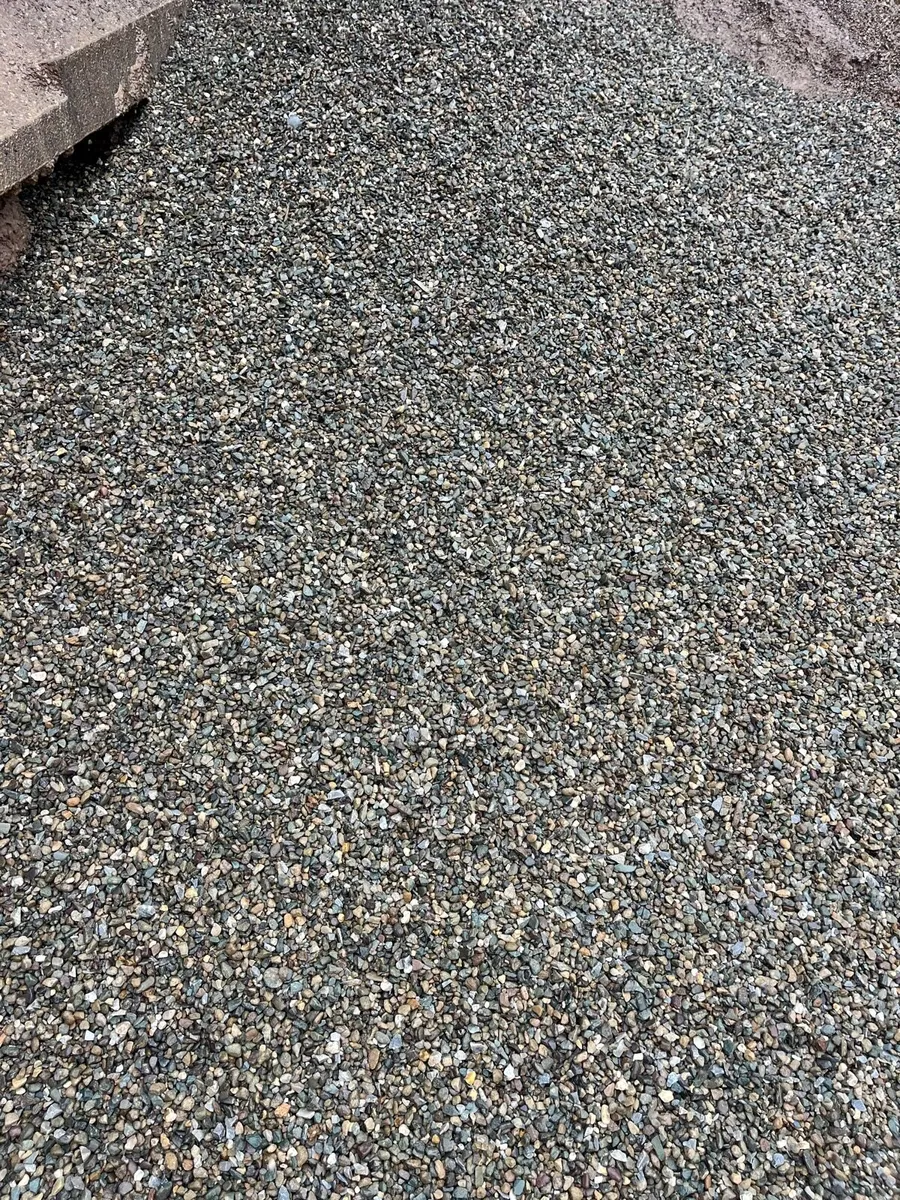 Drainage stone - Image 4