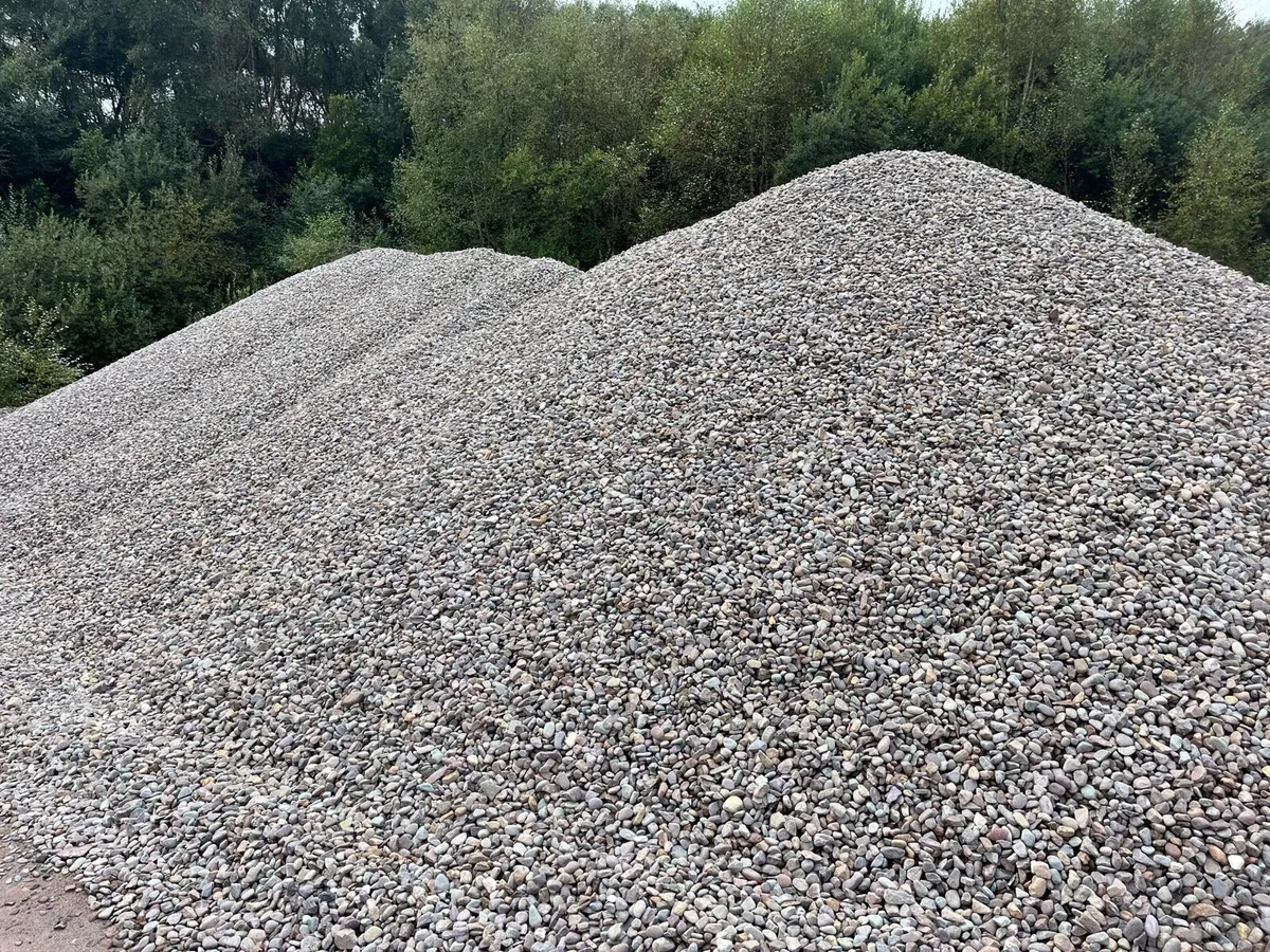 Drainage stone - Image 3