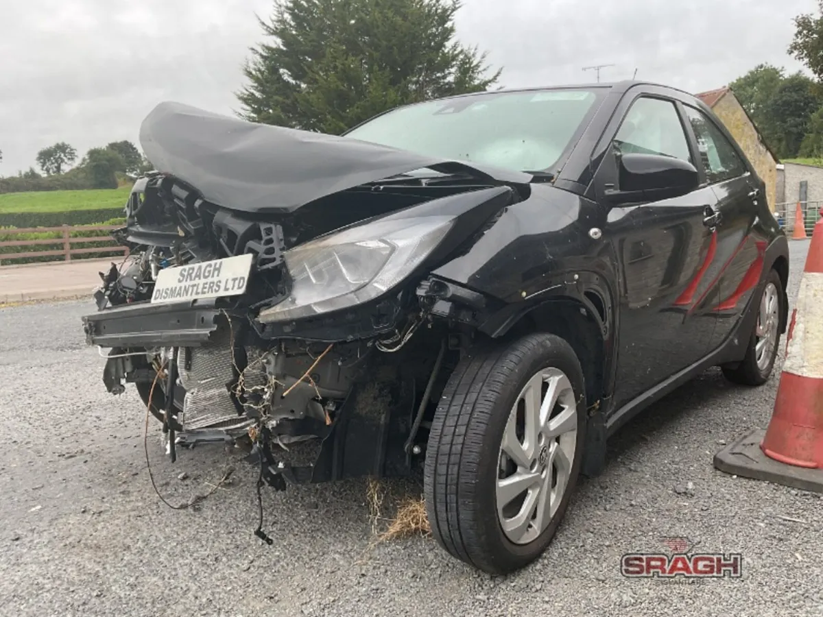 2023 TOYOTA AYGO - Image 3