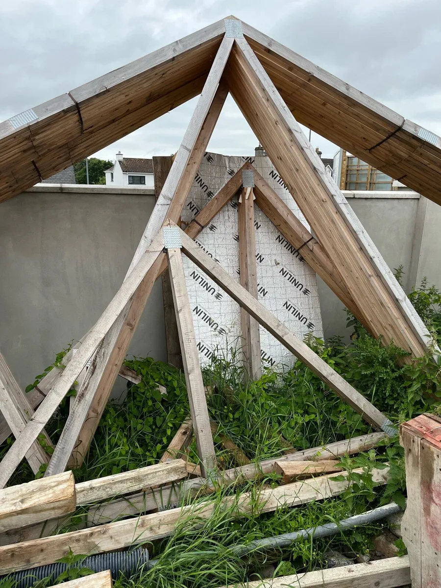 Roof trusses