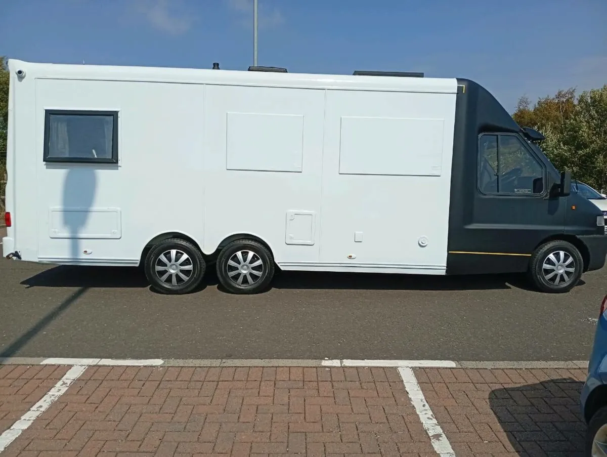 Campervan, Peugeot, BOXER 320 SWB - Image 1