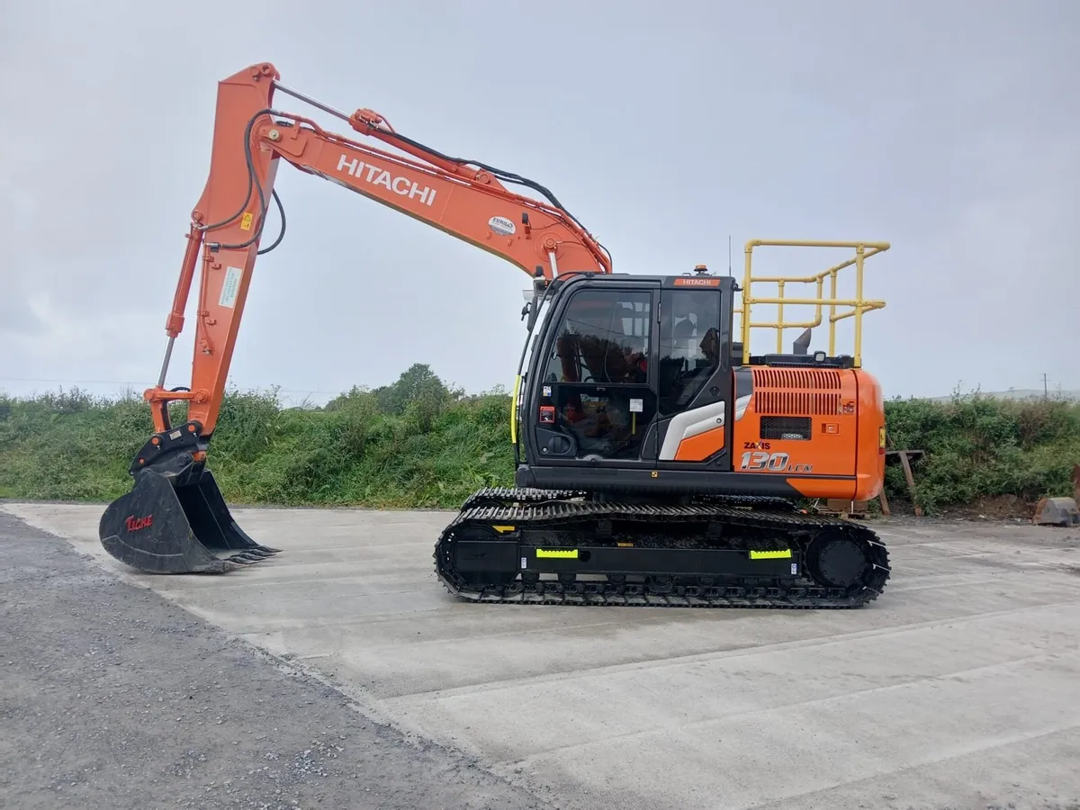 ⭐️Hitachi ZX130LCN-7⭐️ Choice - Image 1