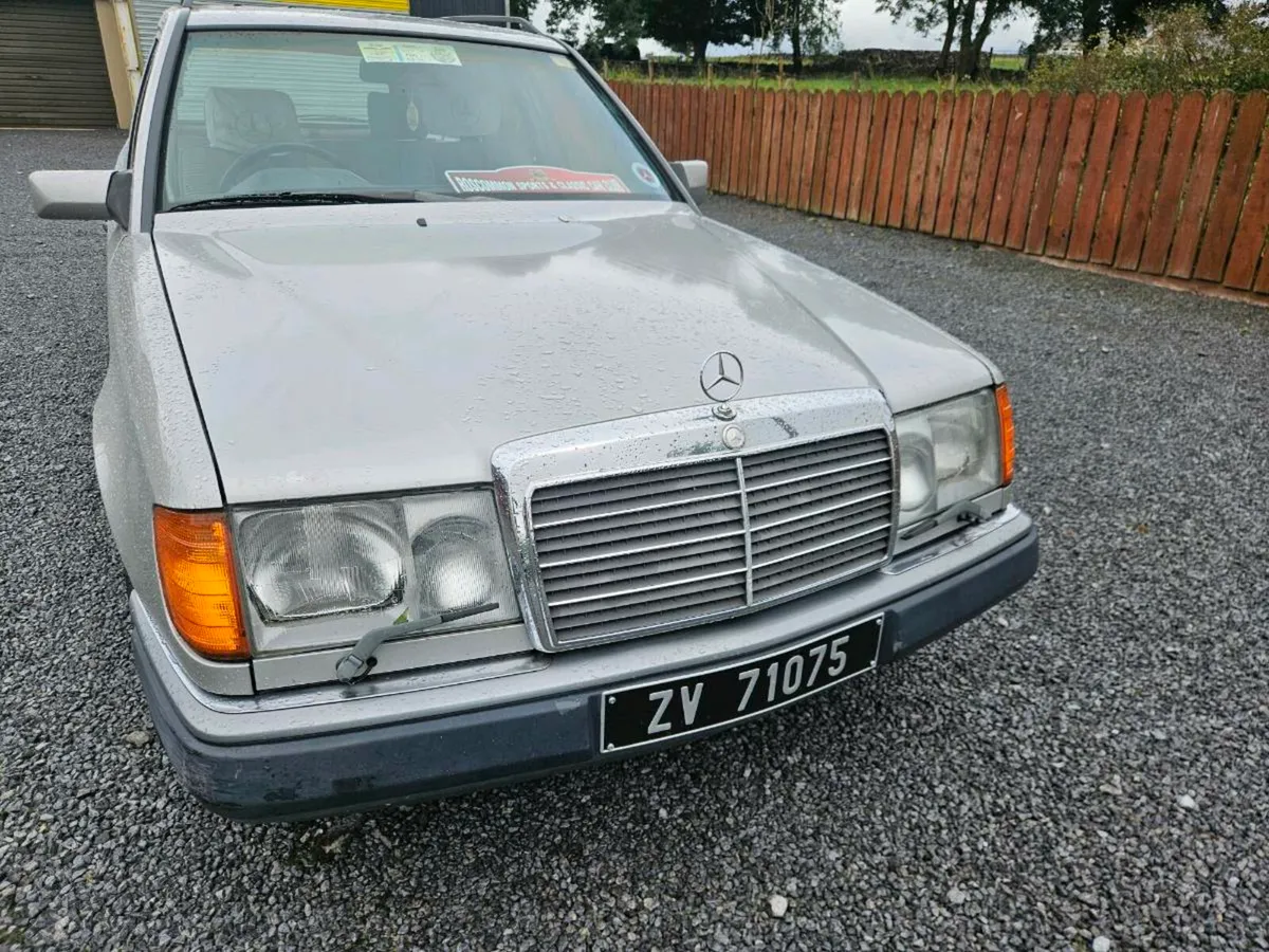 Mercedes 300te - Image 2