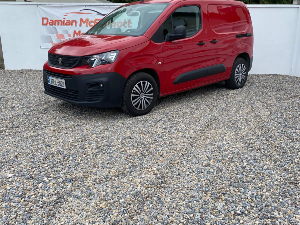 2020 Peugeot Partner - Image 2