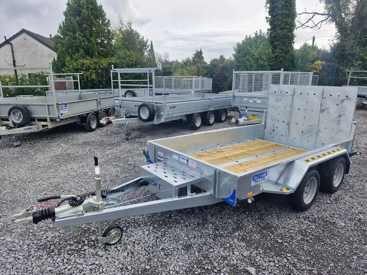 DALE KANE  10' x 5' 6" BEAVERTAIL  PLANT  TRAILER - Image 3