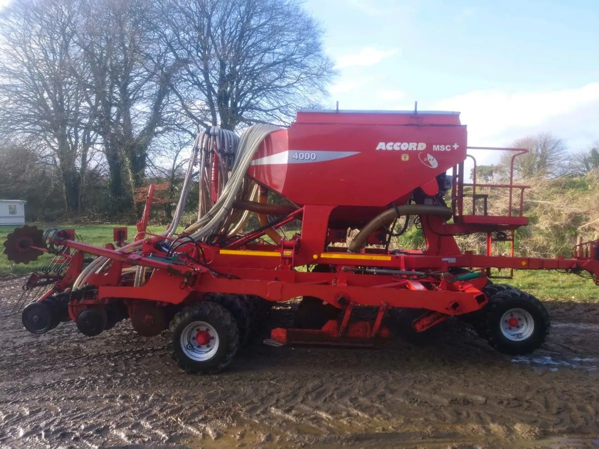 Kverneland min till seed drill - Image 2