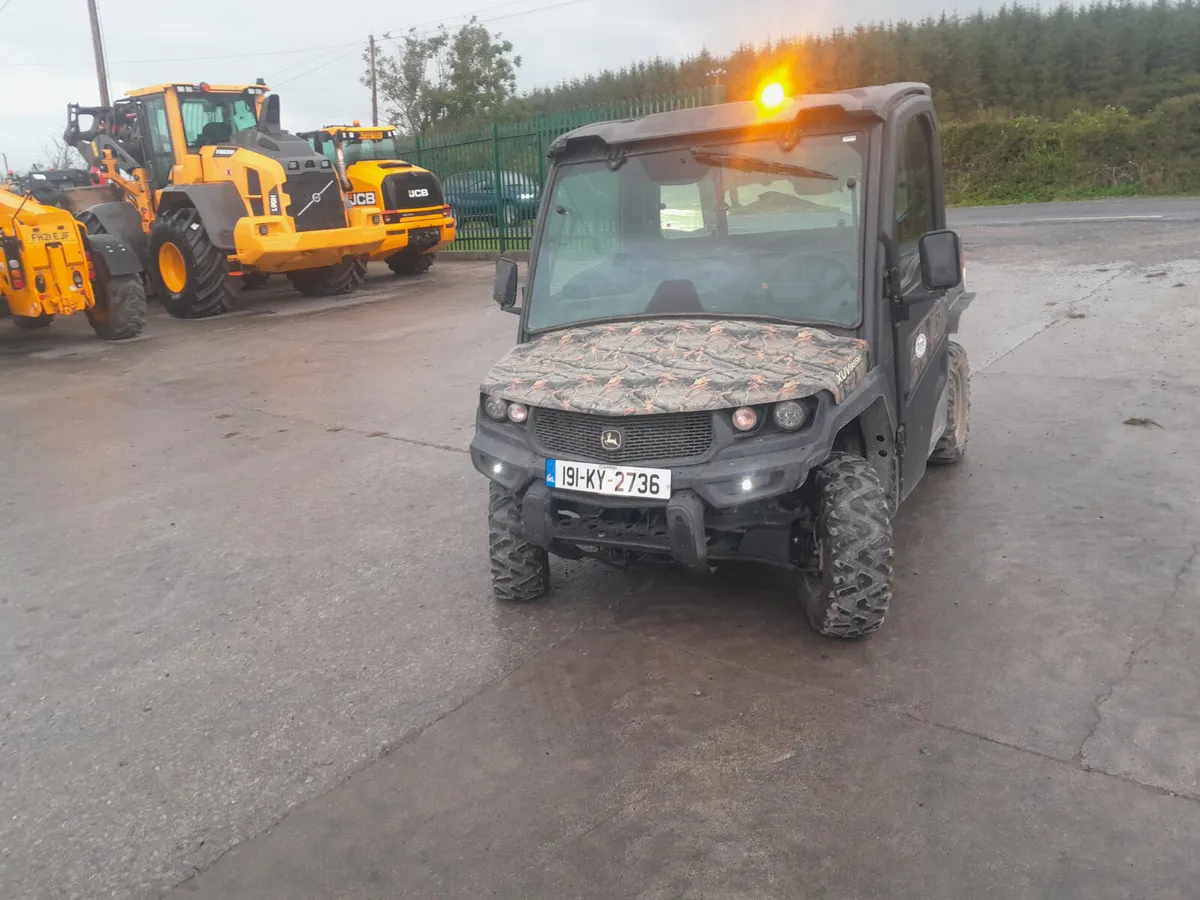 J.D XUV 865M Gator 2019 (18005) - Image 3