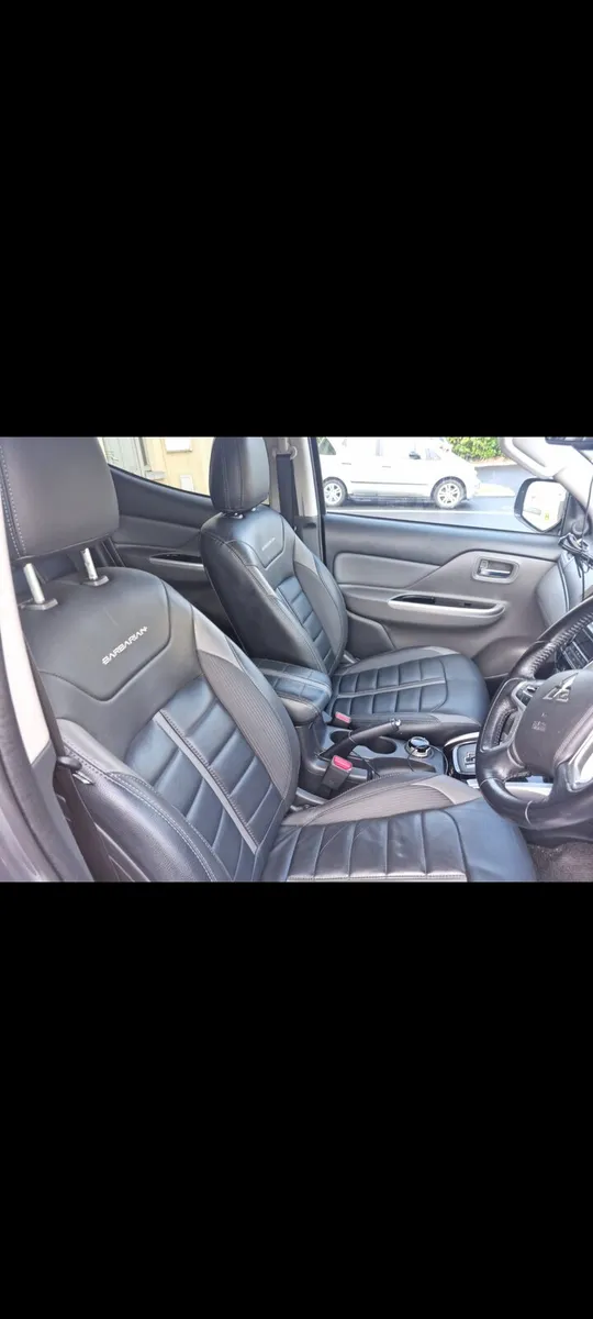 Mitsubishi L200 Barbarian 2.4  NEW CRW 29/12/26 - Image 3